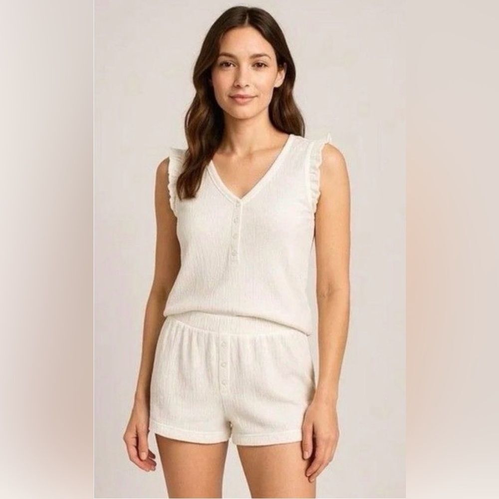 Nordstrom You Say Henley Ruffle Shortie Pajama Set in White NWT! size Medium